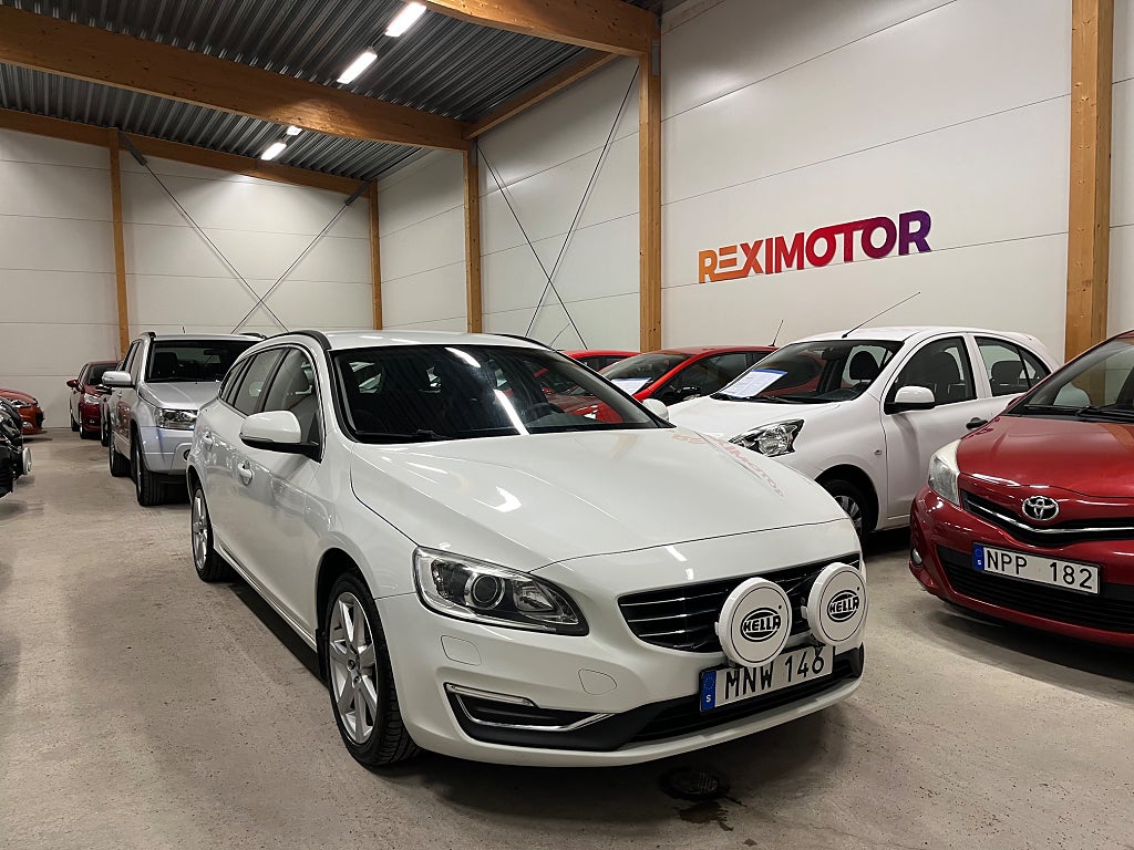 Volvo V60 D3 Momentum Euro 6        Besiktad 