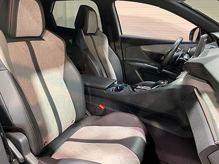SUV Peugeot 3008 8 av 20