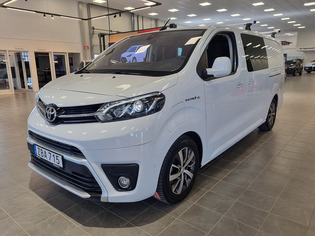 Toyota ProAce Crew Cab Electric 5-sits Moms