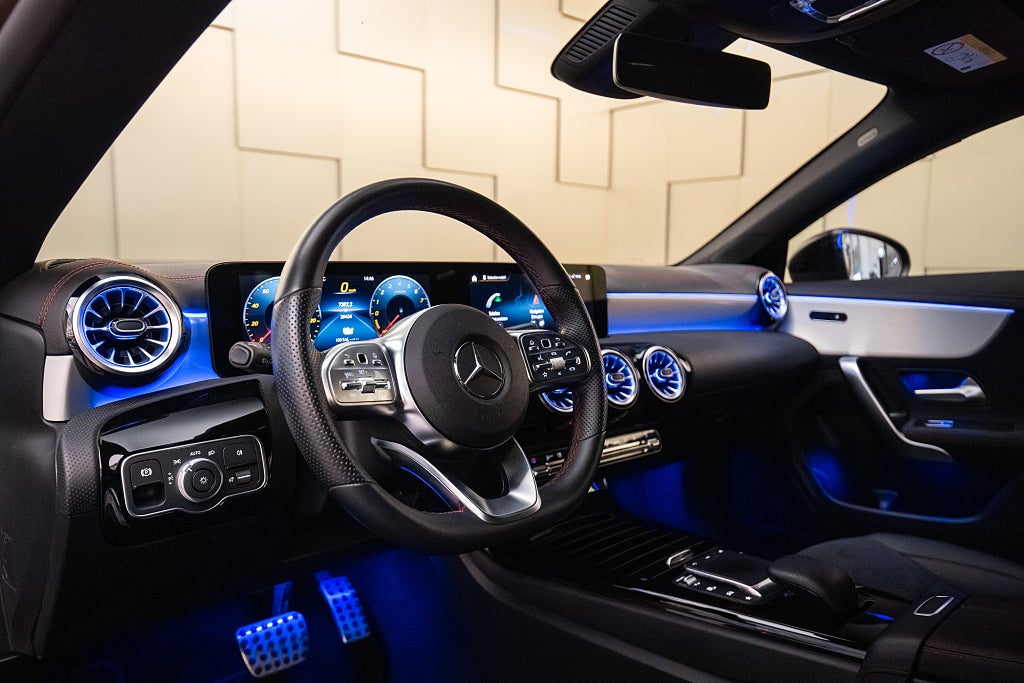 Mercedes-Benz CLA 250 e AMG Line /  Night / Kamera / Farthållare