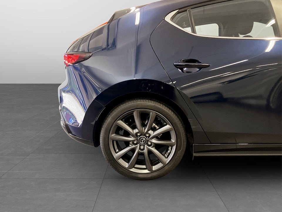 Bild på Mazda 3 Hatchback Sky 2.0 150hk Aut - B-KAMERA, NAVI