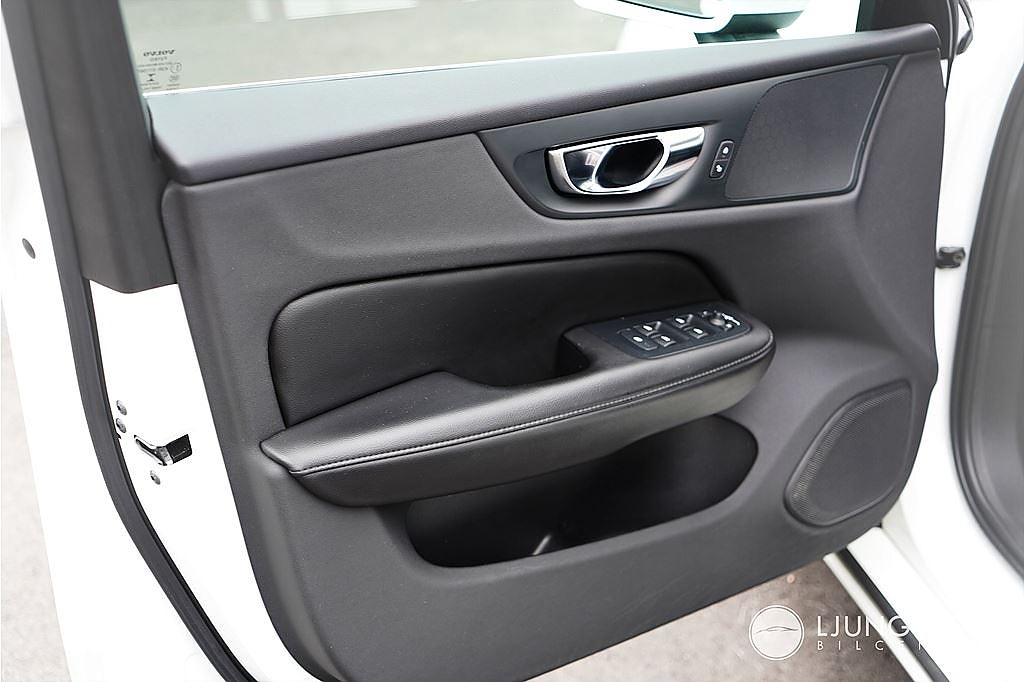 Volvo V60 B4 Momentum 197 hk