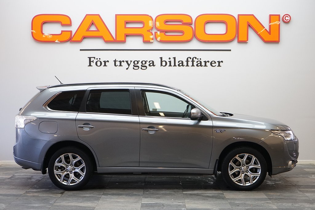 2.0 P-HEV 4WD Navi Läder Drag