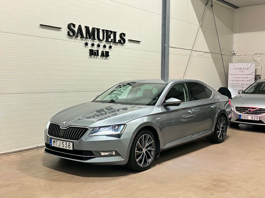 Skoda Superb 2.0 TDI Automat SCR L&K Välvårdad FULLUTURSTAD !!! 