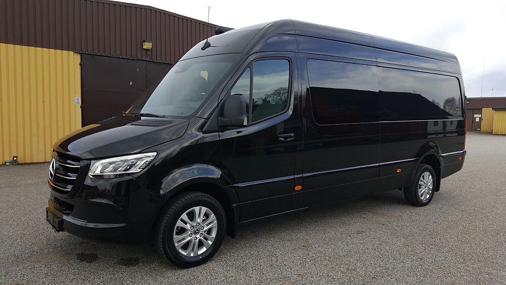 Mercedes-Benz Sprinter 319 CDI 190hk Tapsam Designs Crossbuss