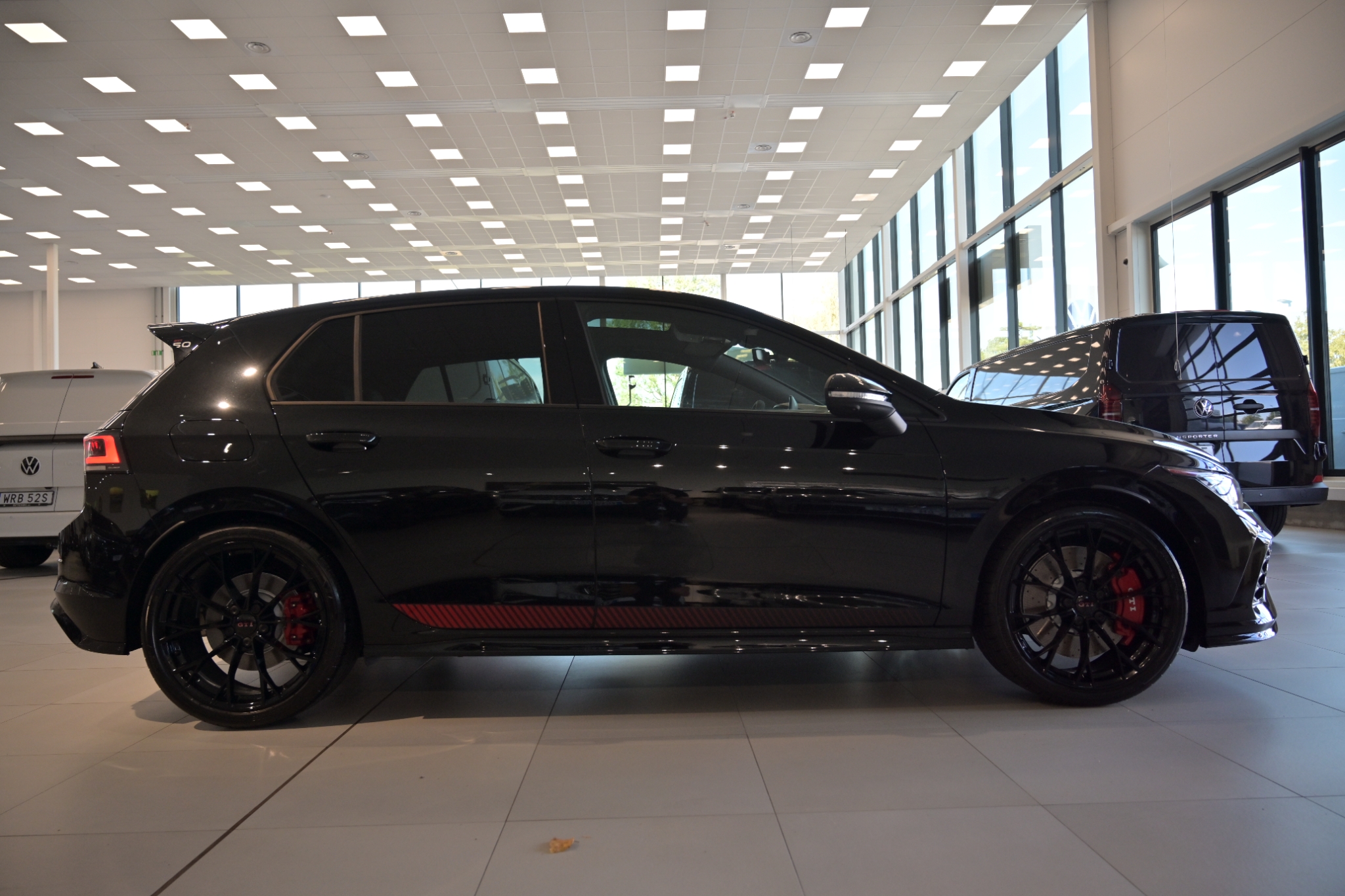 Volkswagen Golf GTI Edition 50 325 hk 2026, bild 6/59