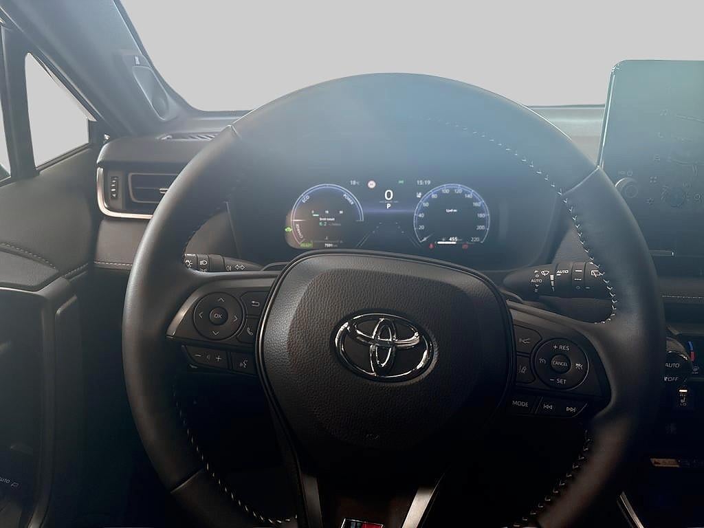 Toyota RAV4 2025 - miniatyr 9