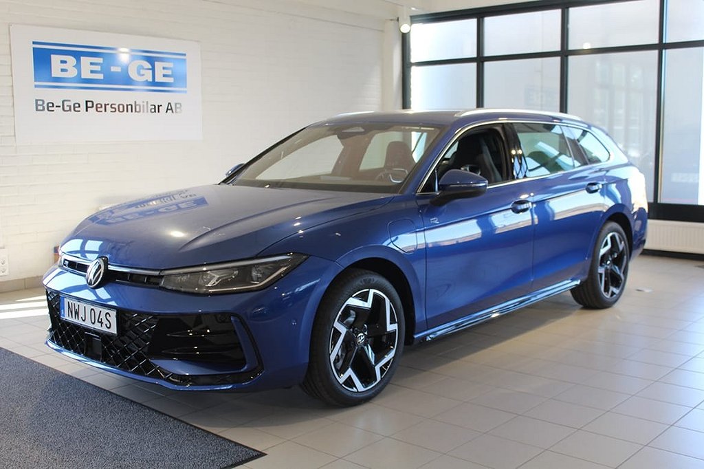 Volkswagen Passat Variant eHybrid SC 272 DSG6 R-LINE