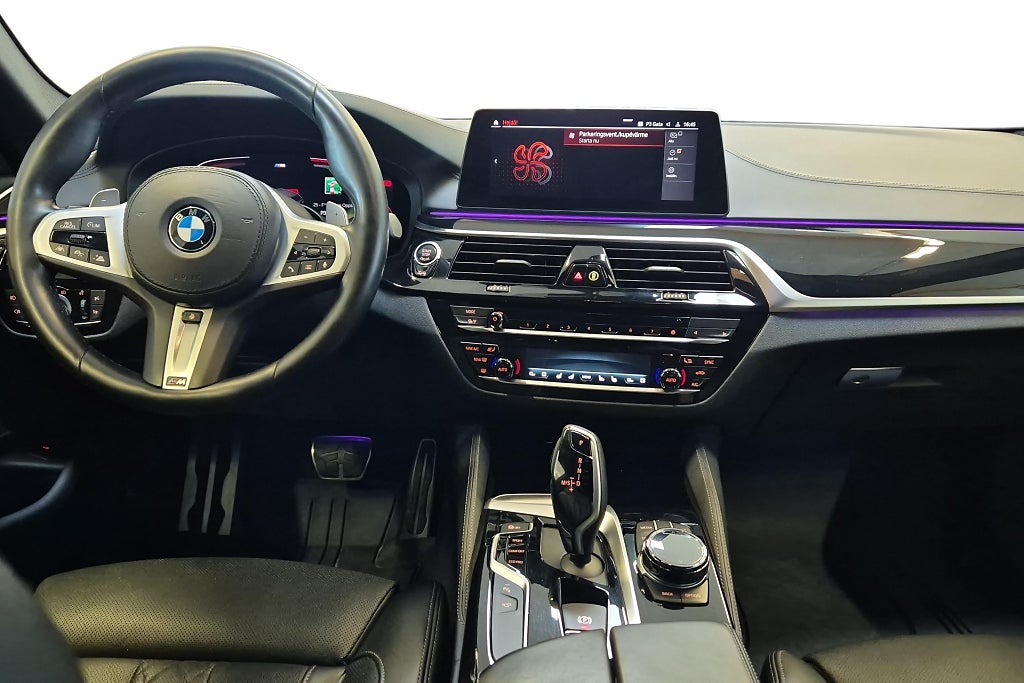 BMW 540i xDrive Touring Steptronic, 8-trinn, 340hk, 2020