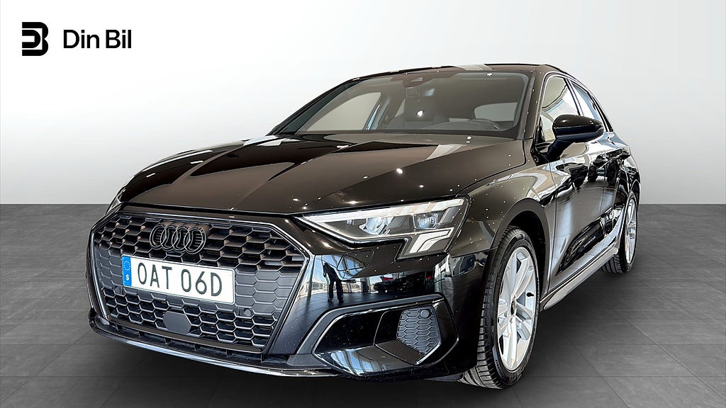 Audi A3 Sportback 35 TFSI 150HK S-tr Proline Advanced / LED / Svart