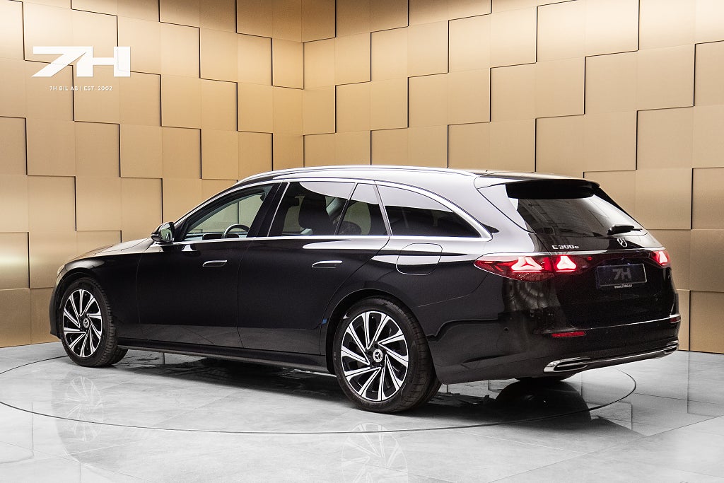 Mercedes-Benz E 300 T e Avantgarde / Backkamera / Plug-in Hybrid /