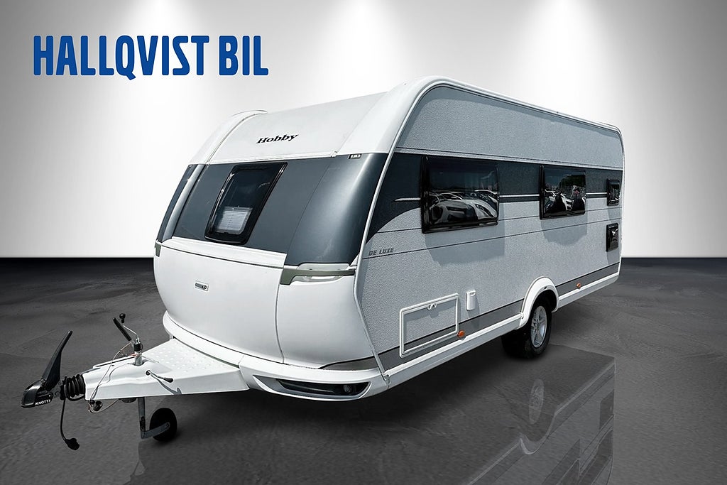 Hobby 560 KMFE  DE LUXE 3-Vån säng