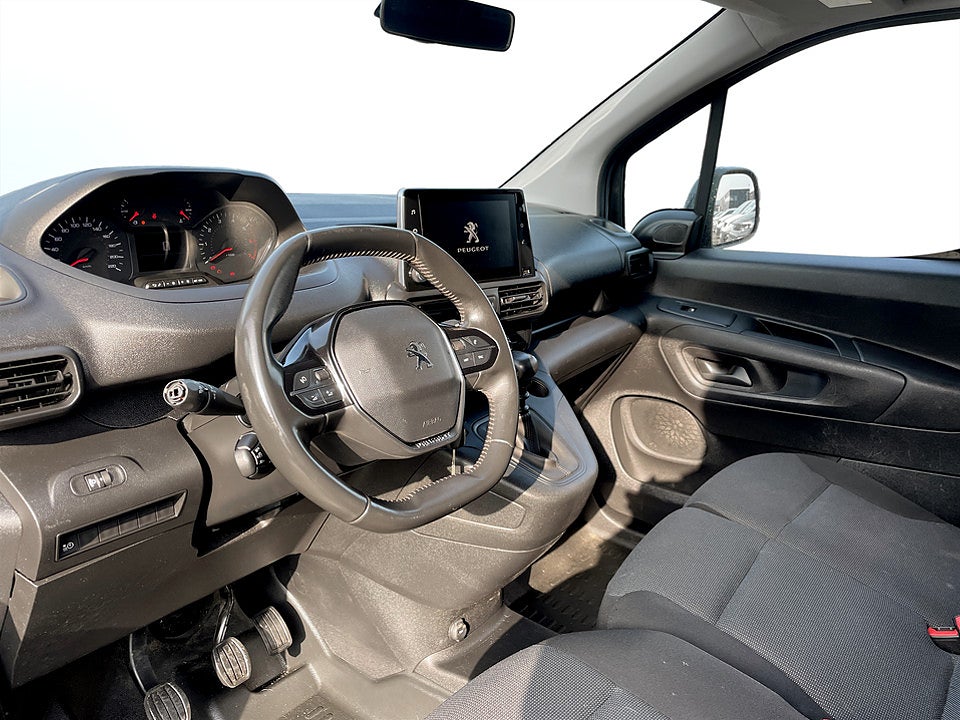 Bild på Peugeot Partner PRO IN 1.5 Hhd 100hk L1 INREDNING VÄRMARE DRAG