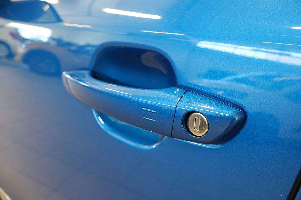 Bild på Peugeot E-2008 GT Pack 50kWh 136hk Aut - B-KAMERA, CARPLAY, NAV