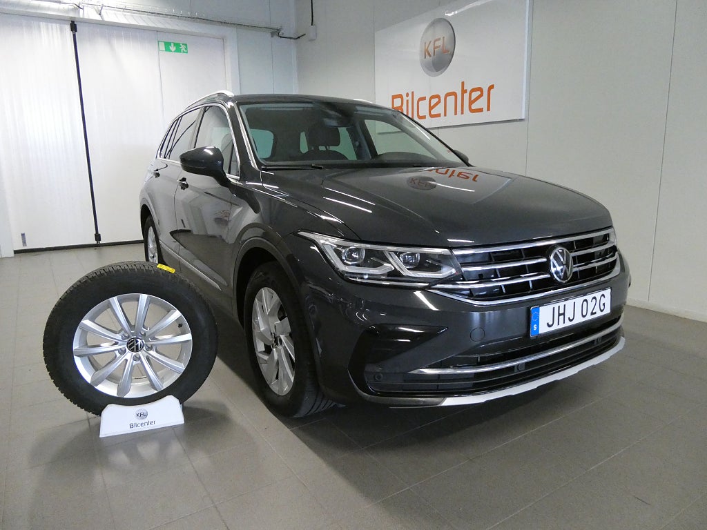Volkswagen Tiguan eHybrid 1.4 TSI Elegance Drag-Cockpit-Värmare-Kamera