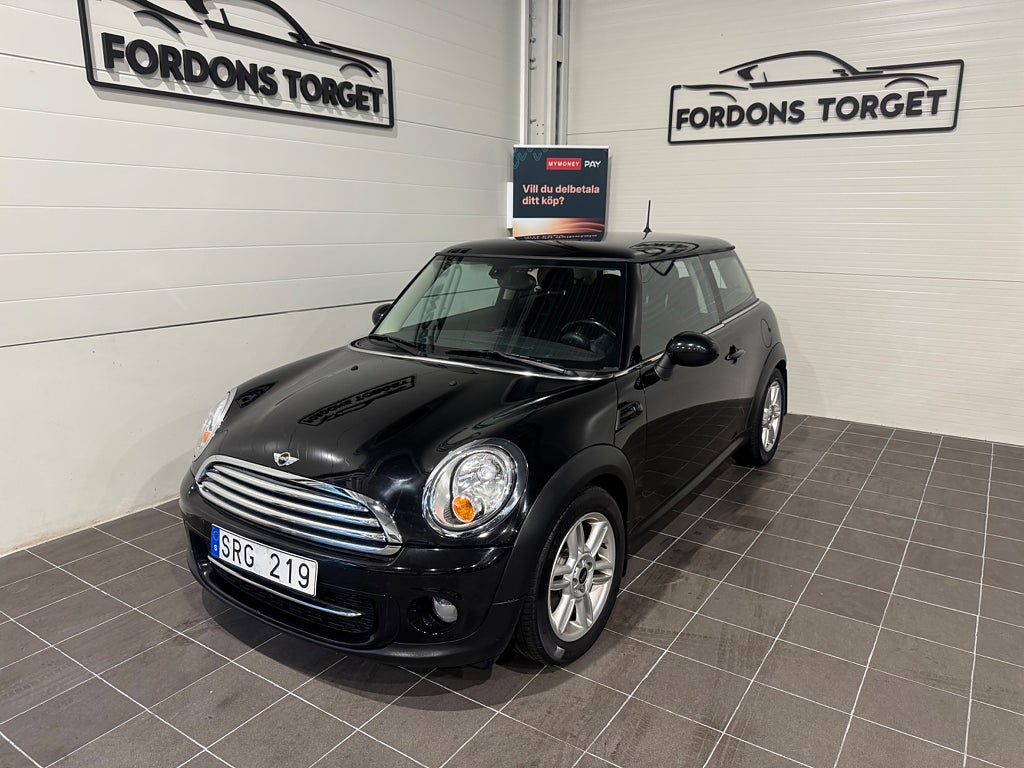 MINI Cooper D VÄLVÅRDAD|P-Sensor|Blåtamd|
