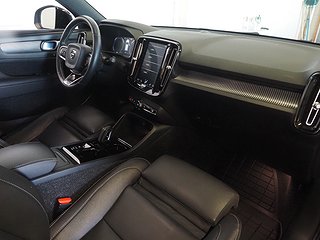 SUV Volvo XC40 8 av 27