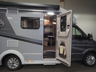 Husbil-halvintegrerad Knaus Van Ti Plus 650 MEG | 5 av 16