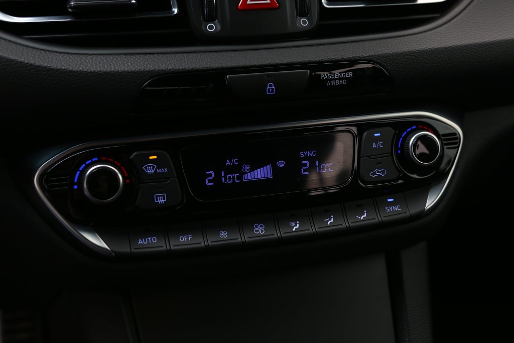 Hyundai i30 1,5 T-GDI 159hk N-Line Aut Kombi Dragkrok 2021