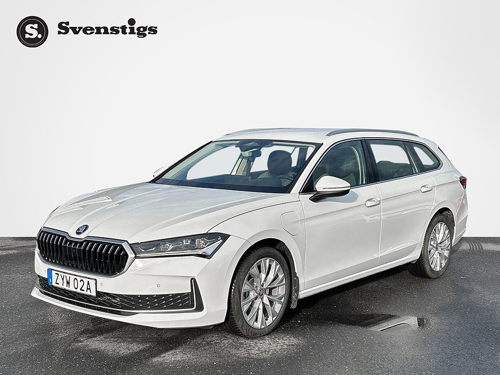 Skoda Superb Combi IV 204hk Plug-in Hybrid Dragkrok