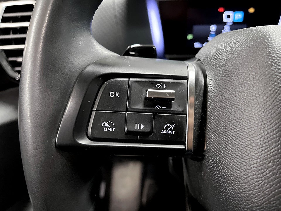 Bild på Citroën C4-X Shine 1.2 PT 130hk Aut B-KAMERA RATTVÄRME