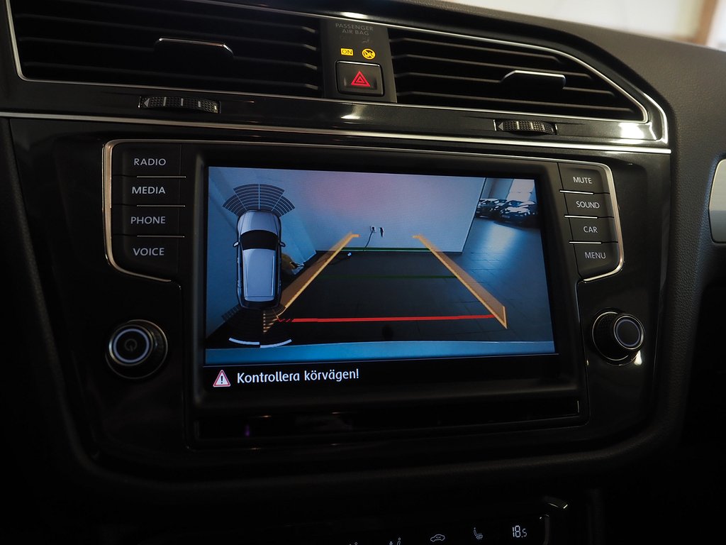 Volkswagen Tiguan 1.4 TSI 150hk 4Motion Drag Kamera Värmare 2017