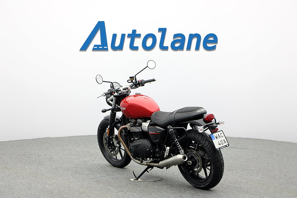 Triumph Triumph Street Twin 900* Nya däck Nyservad* Endast 1-Ägare