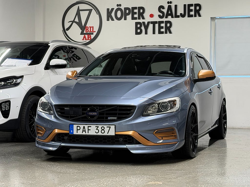 Volvo V60 D4 AWD G-tronic Summum Panorama GPS KAM DRAG SKINN