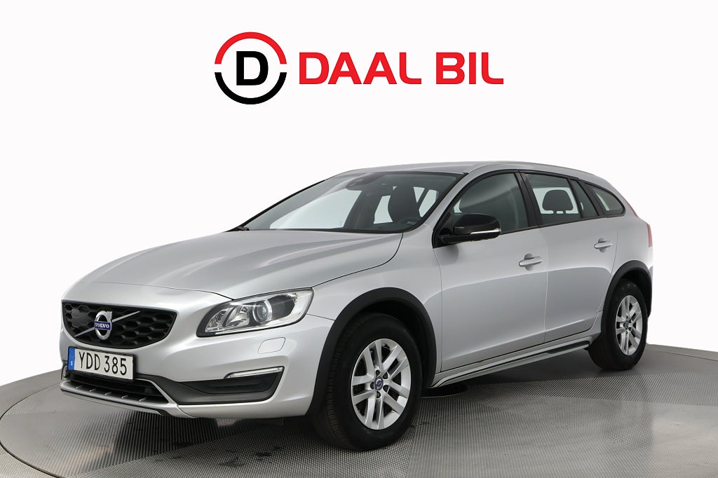 Volvo V60 Cross Country D4 AWD 190HK MOMENTUM B-KAMERA NAVIGATION P-VÄRM VOC