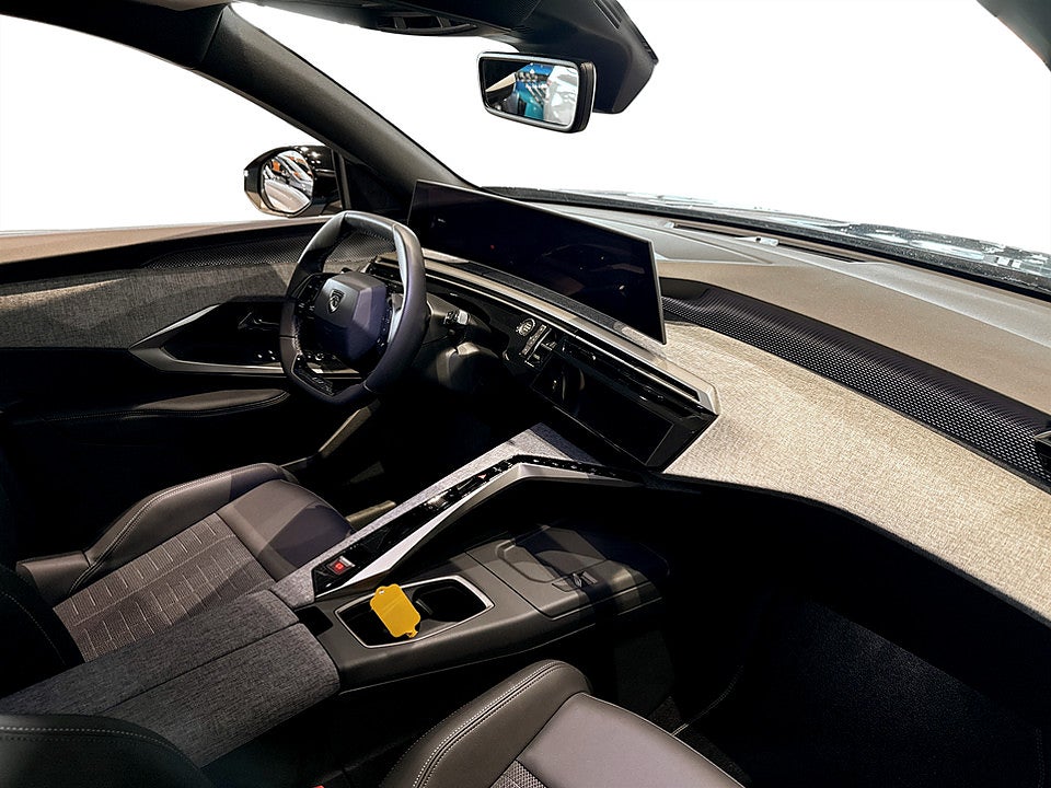 Bild på Peugeot 3008 GT Hybrid 145hk Aut B-KAMERA CARPLAY