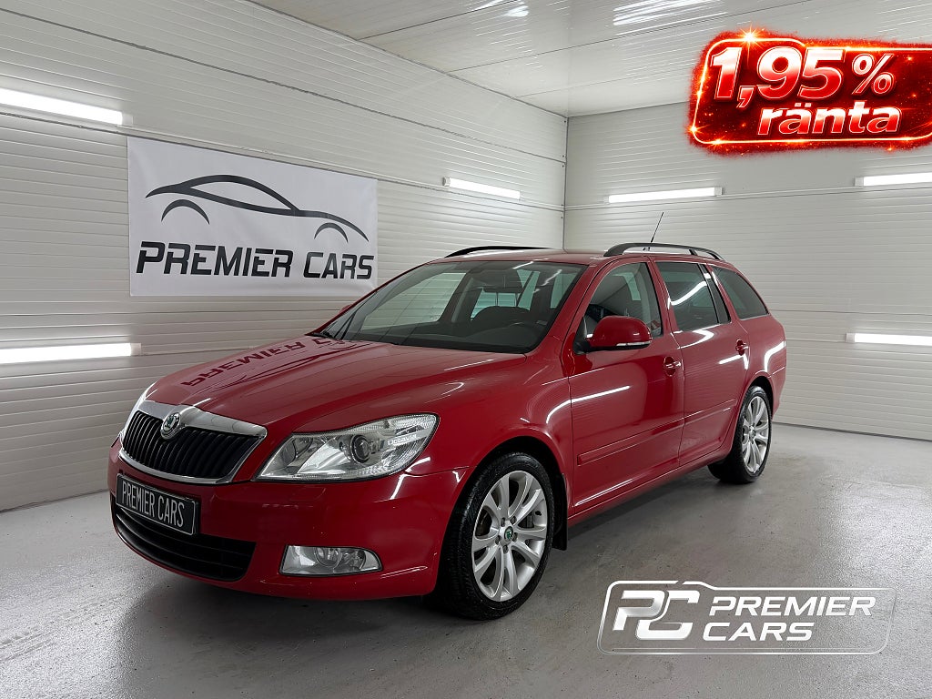Skoda Octavia Kombi 1.6 TDI Elegance 105 hk Fullutrustad P-sens 