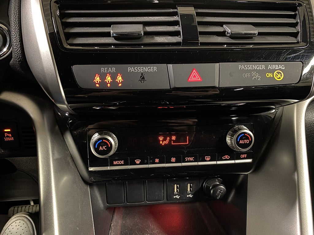 Bild på Mitsubishi Eclipse Cross Fleet 2.4 PHEV 188hk Aut AWD - B-KAMERA, CARPLAY