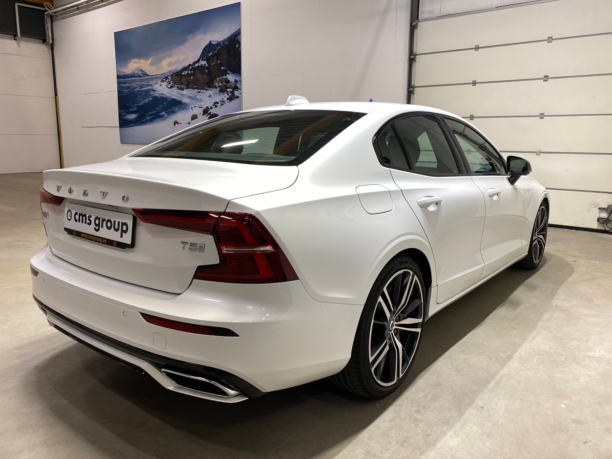 Volvo S60 T5 R-Design 2020, bild 4/52