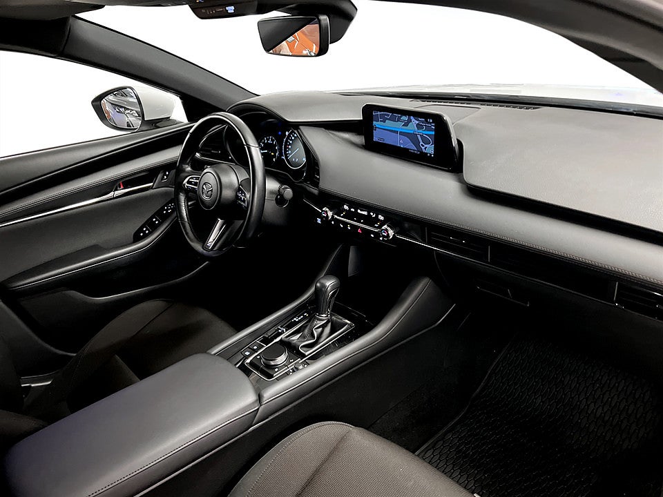 Bild på Mazda 3 Hatchback Sky 2.0 SKYACTIV-G M 150hk Aut NAVI CARPLAY