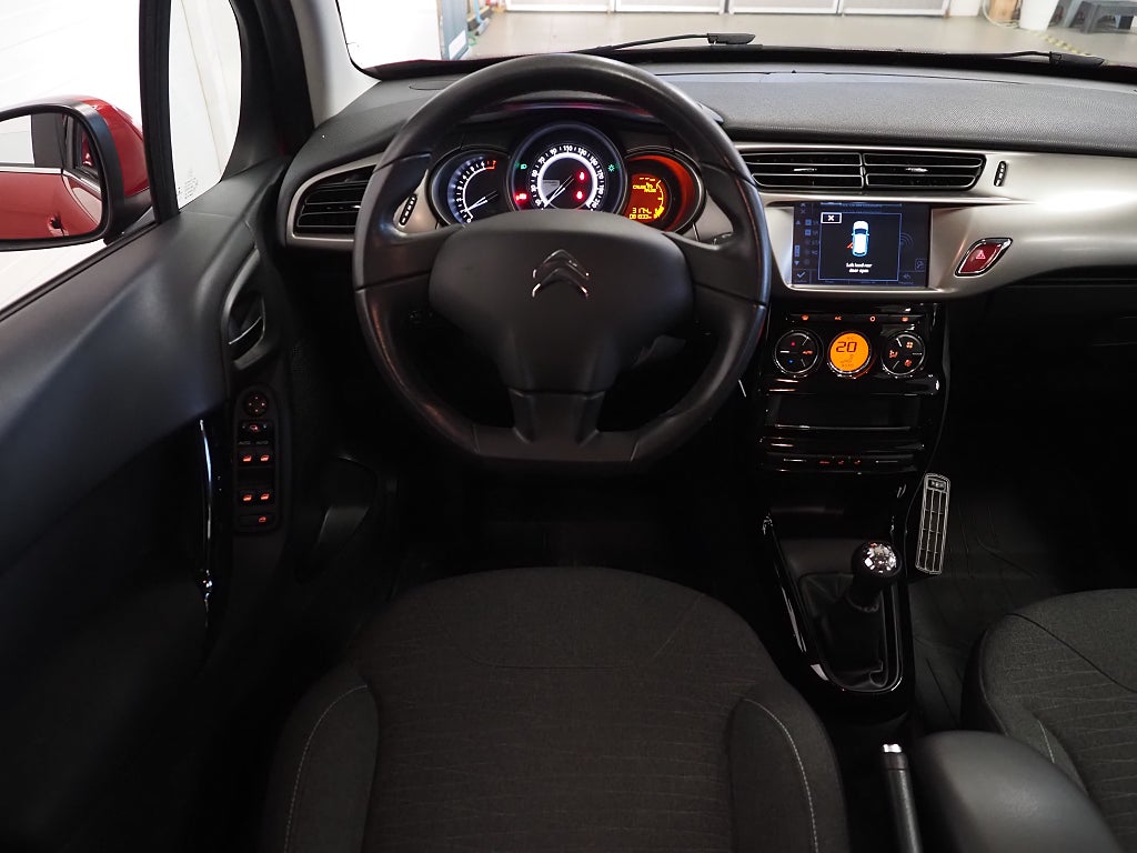 Citroen C3 1.2 PureTech VTi 82hk Dragkrok Motorvärmare 2016