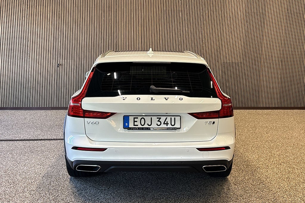 Volvo V60 Cross Country T5 AWD Geartronic Advanced Edition