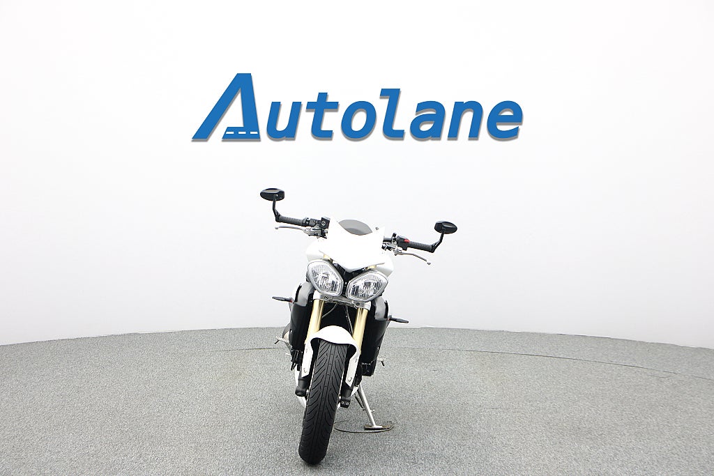 Triumph Street triple *Nyservad