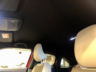 Mazda MX-30 e-Skyactiv 143hk Kamera/Nav/HeadUp/Appstyd värme