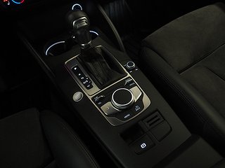 Halvkombi Audi A3 12 av 14