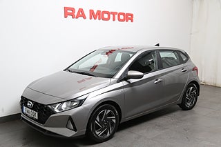 Halvkombi Hyundai i20 1 av 23