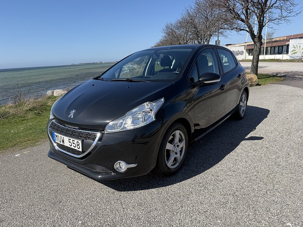 Peugeot 208 5-dörrar 1.4 