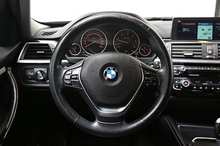 Kombi BMW 320D 14 av 28