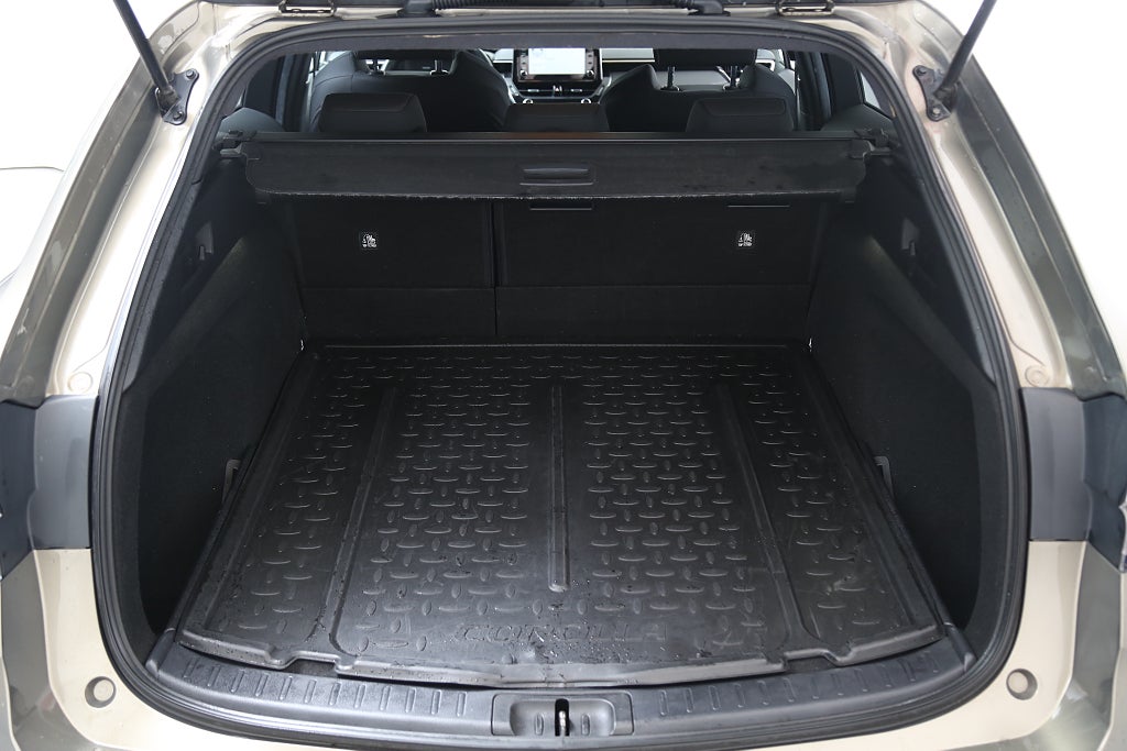 Toyota Corolla Touring Sports Hybrid e-CVT 122hk Style Motorvärmare 2020