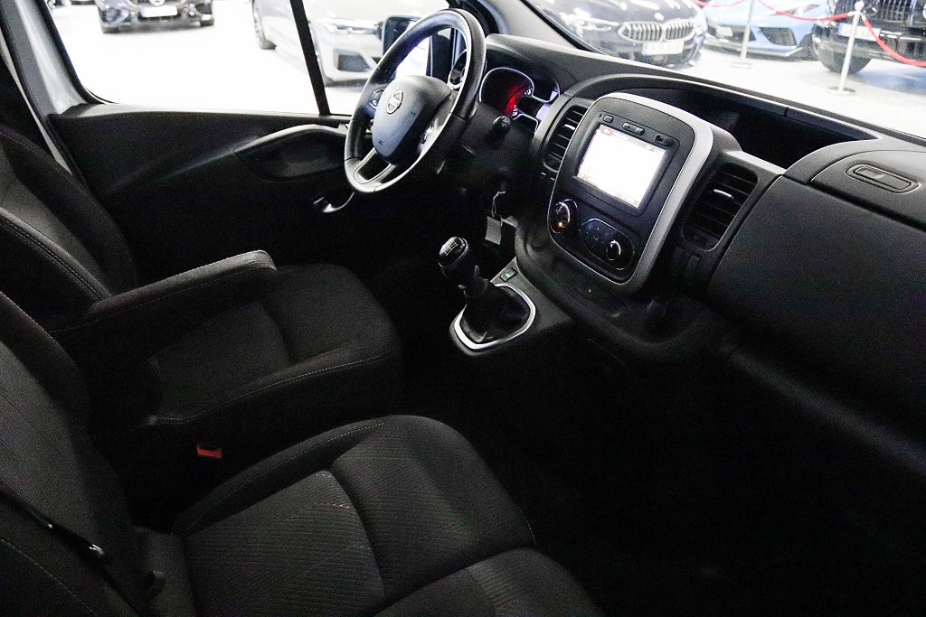 Nissan NV300 Skåpbil 2.9t 2.0 dCi L2 Värmare B-Kamera Inredd