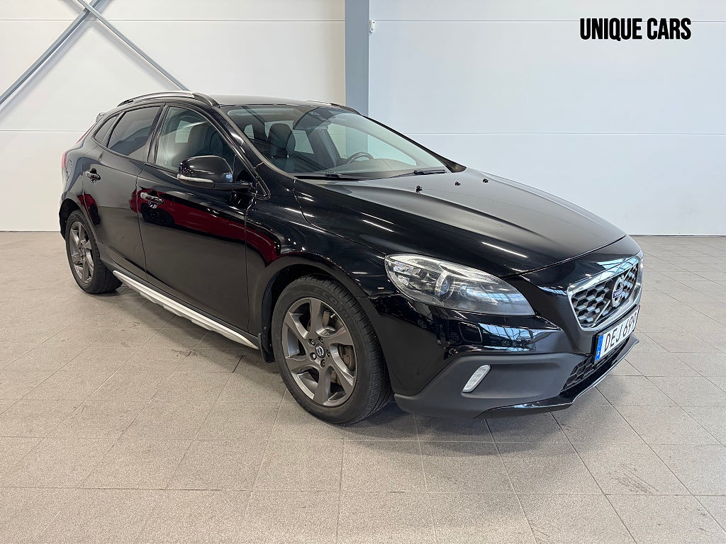 Volvo V40 Cross Country D3 Geartronic Momentum Nykamrem 