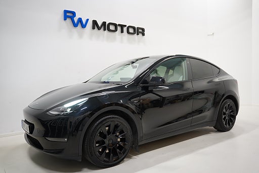 Tesla Model Y Long Range AWD 514hk Dragkrok / Värmepump / Sv.Såld 20"