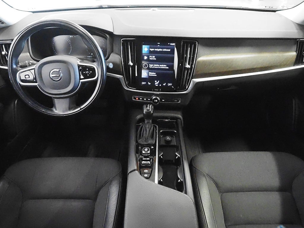 Volvo V90 Cross Country D4 AWD Geartronic Advanced SE II 190hk | Drag 2020