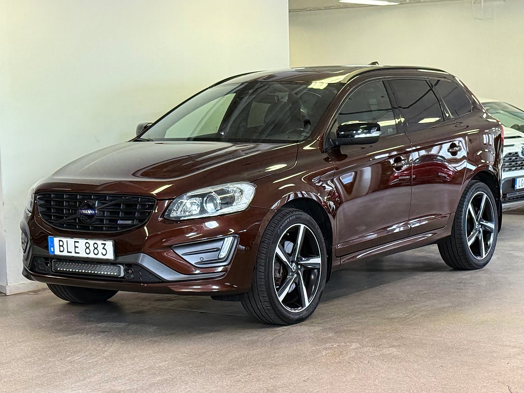 Volvo XC60 D5 AWD Geartronic Black R, Momentum, R-Design