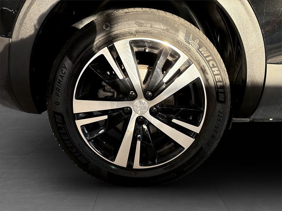 Bild på Peugeot 5008 GT 1.2 PT 130hk Aut - 7-SITS, DRAG