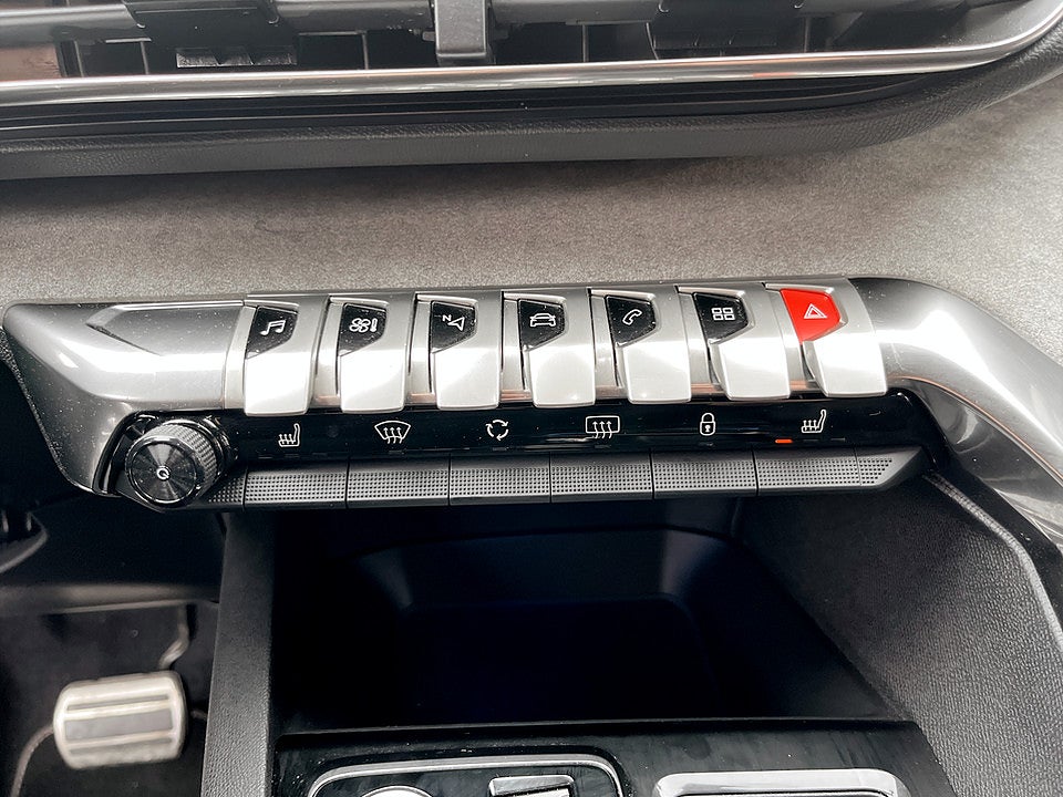 Bild på Peugeot 3008 GT 1.2 PT 130hk Aut B-KAMERA CARPLAY NAVI